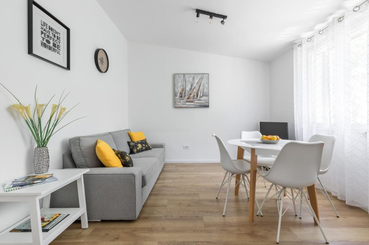 Appartamento Tonina - House With Terrace, Jacuzzi, Free Parking Spalato Esterno foto